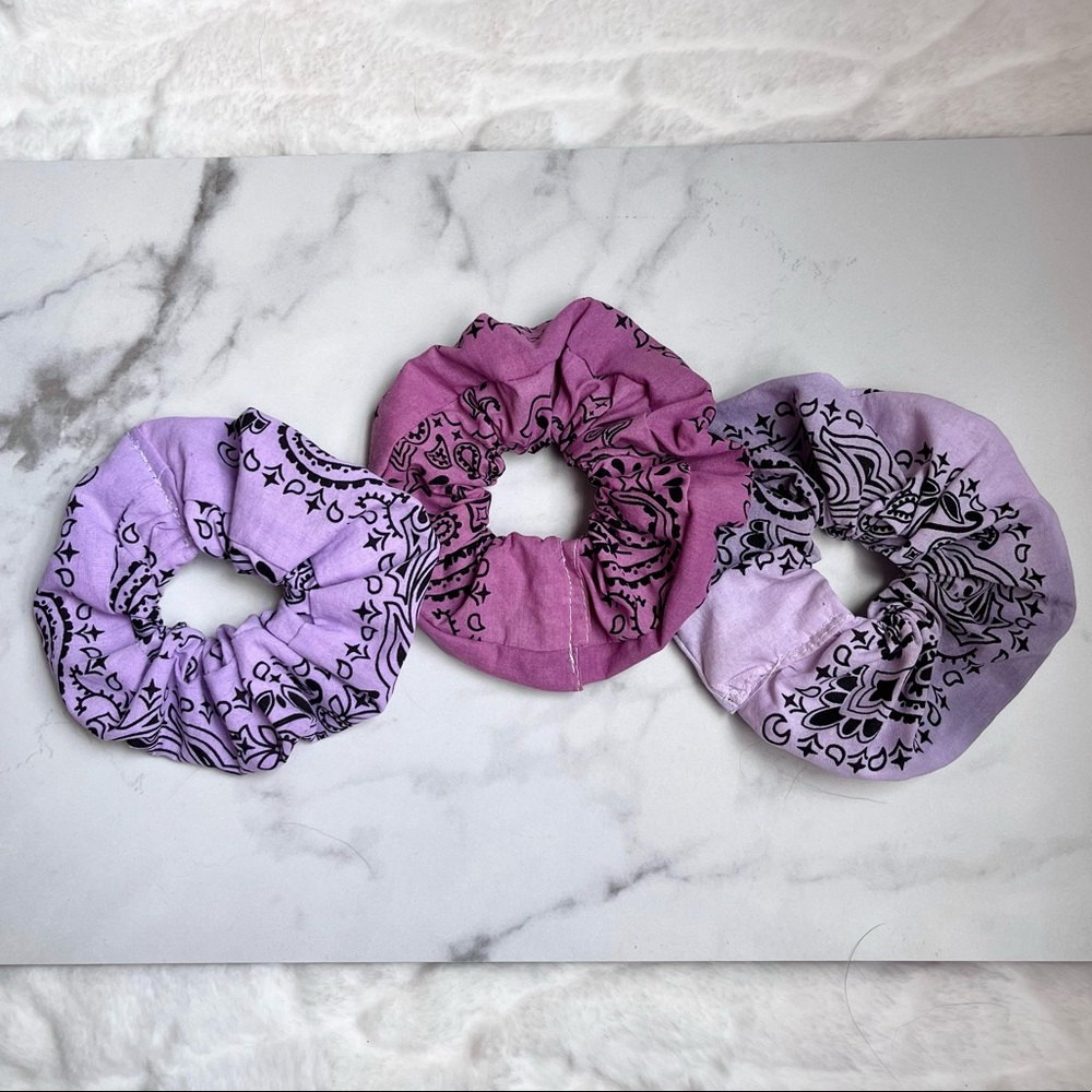 Handmade Paisley Bandana Scrunchies Bleach Dyed Tie Dyed Muted Earthy SKU 5567 - Picture 1 of 6
